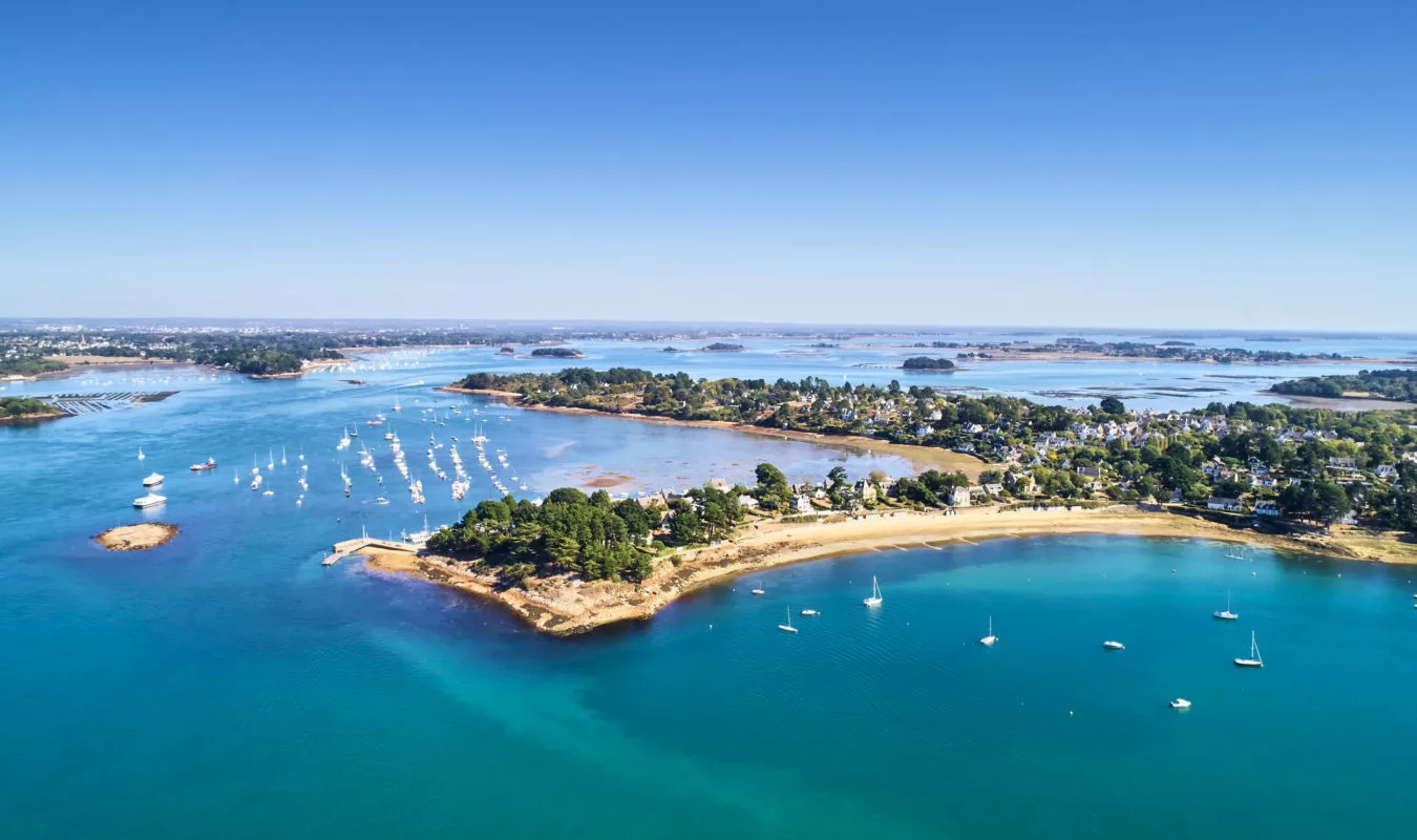 Plages du golf du morbihan près de Vannes, Locmariaquer, Saint Philibert, Arzon et Port Navalo